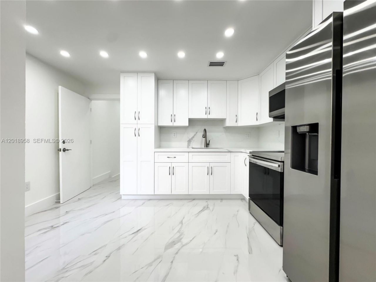 15428 SW 50th Ter, Miami, FL 33185 Photo