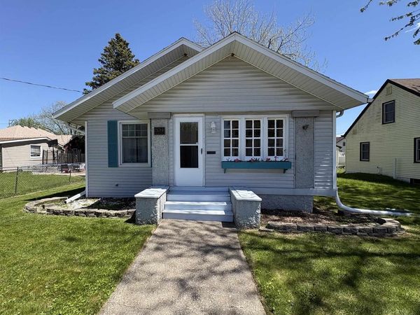 624 Pine Street, Janesville, WI 53548