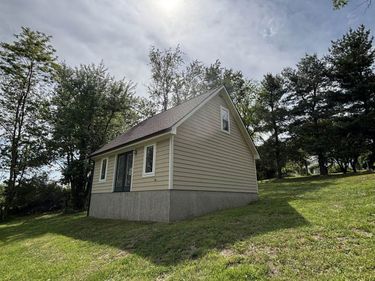 2198 RAPHINE RD, RAPHINE, VA 24472