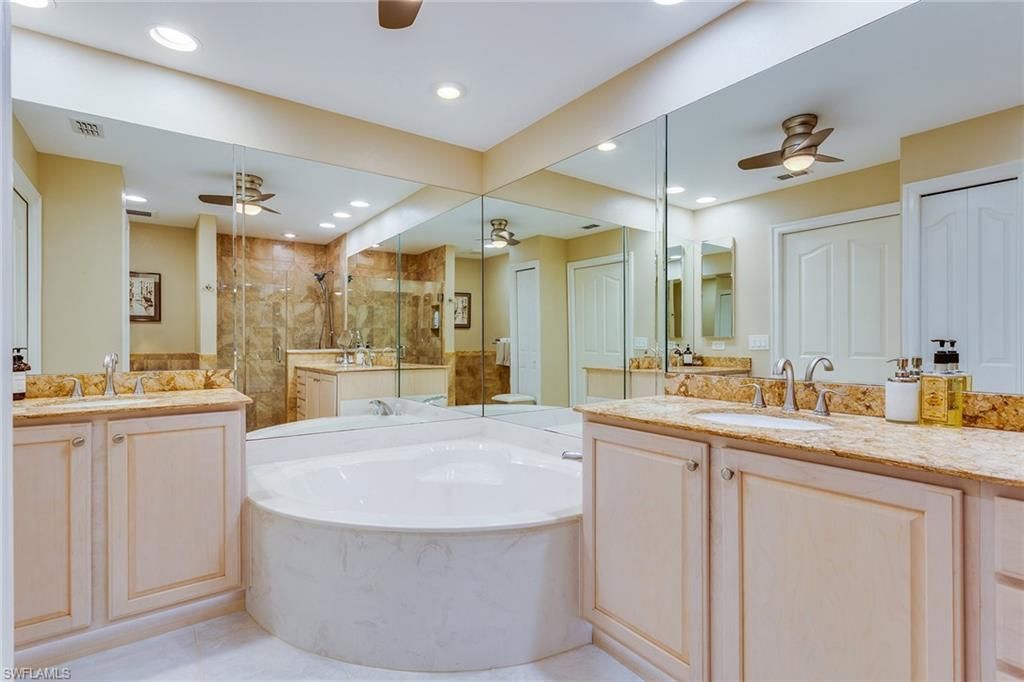 8177 Saratoga Dr , Unit 1002, Naples, FL 34113 Photo