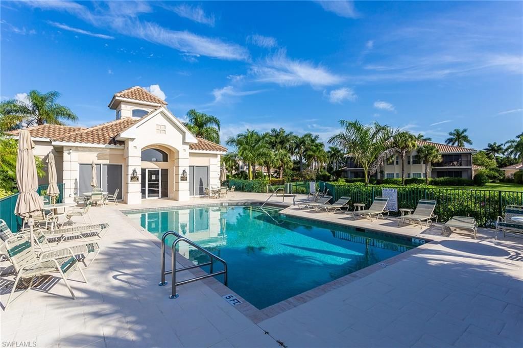 8177 Saratoga Dr , Unit 1002, Naples, FL 34113 Photo