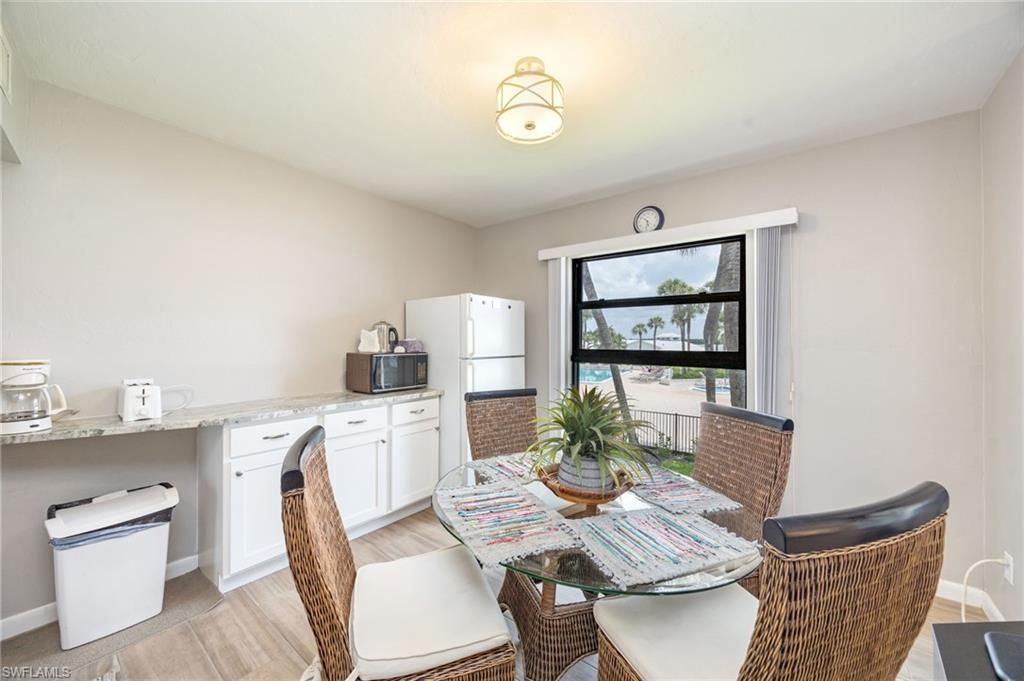 1085 Bald Eagle Dr , Unit E206, Marco Island, FL 34145 Photo