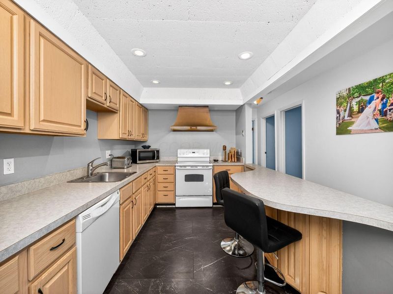 1484 Lafayette Drive, Unit A, Upper Arlington, OH 43220 Photo 22