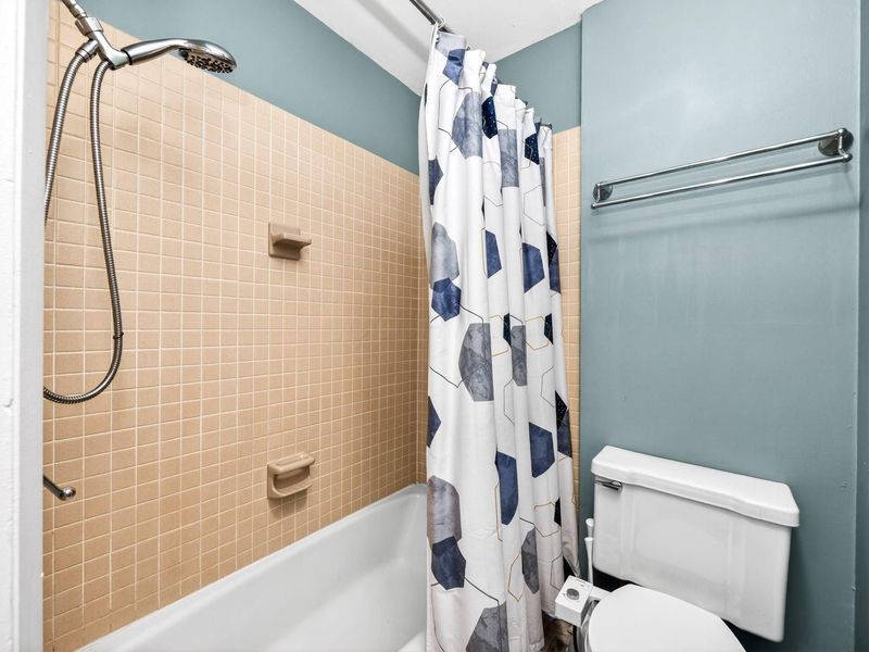 1484 Lafayette Drive, Unit A, Upper Arlington, OH 43220 Photo 29