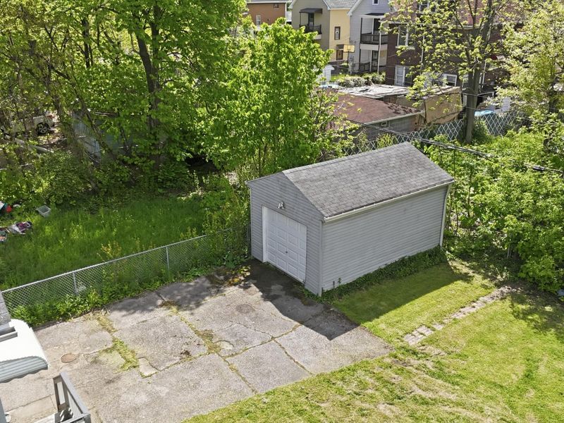 9706 Sophia Avenue , Cleveland, OH 44104 Photo 22