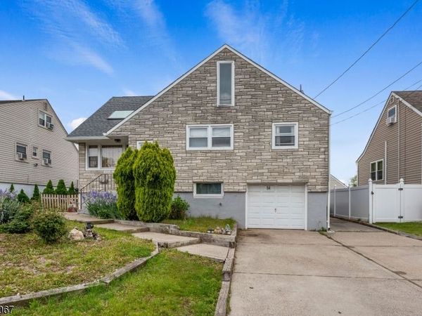 34 Glenwood Ter, Woodbridge, NJ 08863