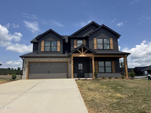 3079 Sawgrass Drive, Jonesborough, TN 37659