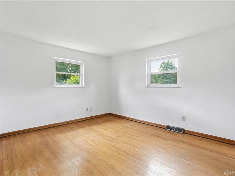 101 Winchcombe Drive, Washington Township, OH 45459 Photo 18