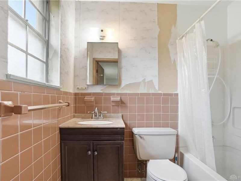 101 Winchcombe Drive, Washington Township, OH 45459 Photo 21