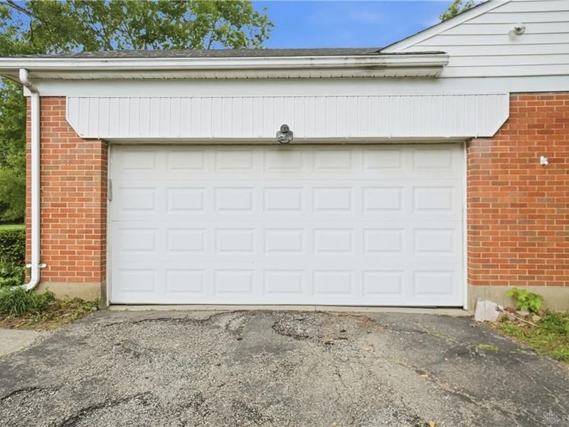 101 Winchcombe Drive, Washington Township, OH 45459 Photo 41