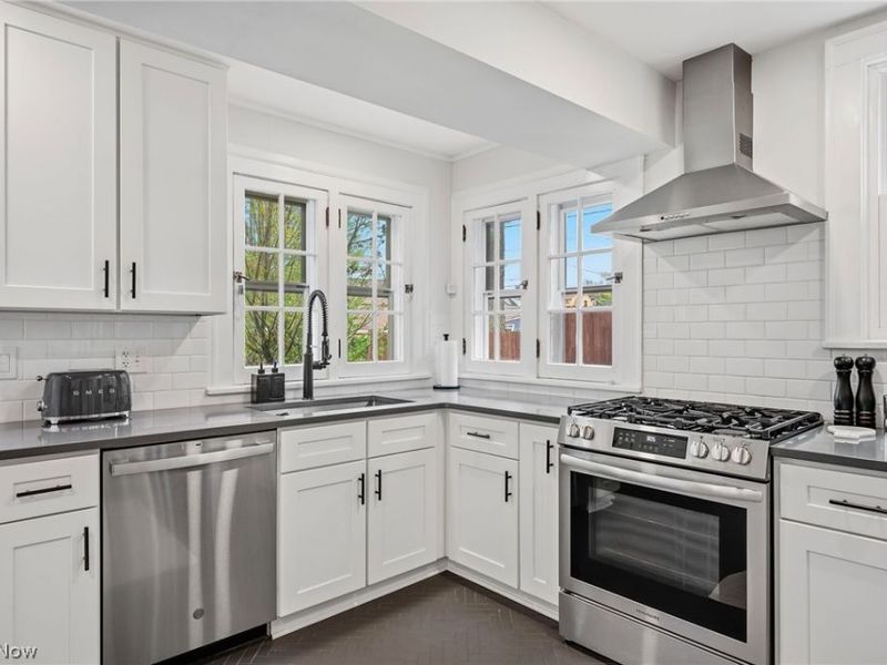 3141 Coleridge Road , Cleveland Heights, OH 44118 Photo 11