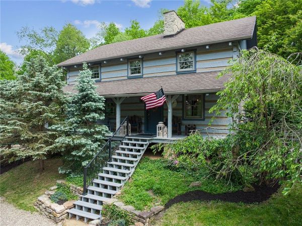 24 McCullough Hill Rd, Amity, PA 15311