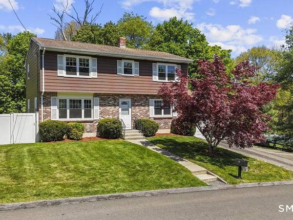 6 Highland , Seymour, CT 06483