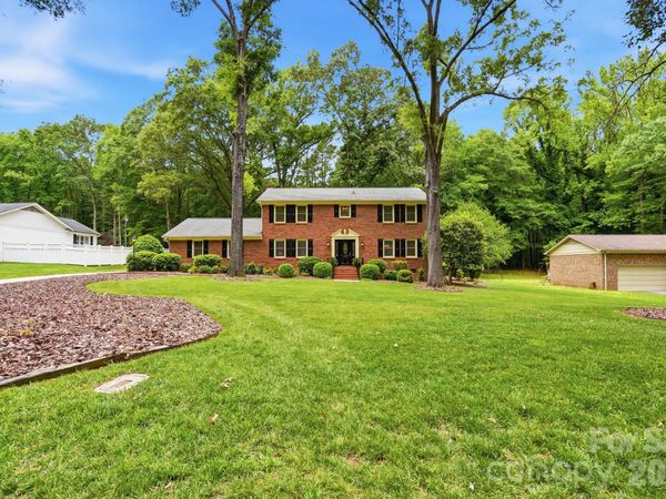 405 Hillcrest Drive, Harrisburg, NC 28075