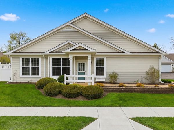 12511 Rock Island Trail , Huntley, IL 60142