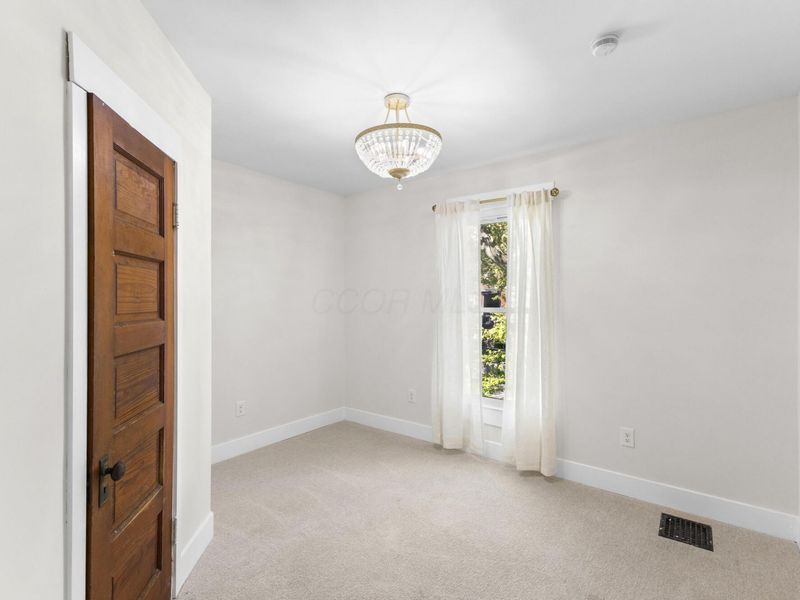 2416 Summit Street , Columbus, OH 43202 Photo 24