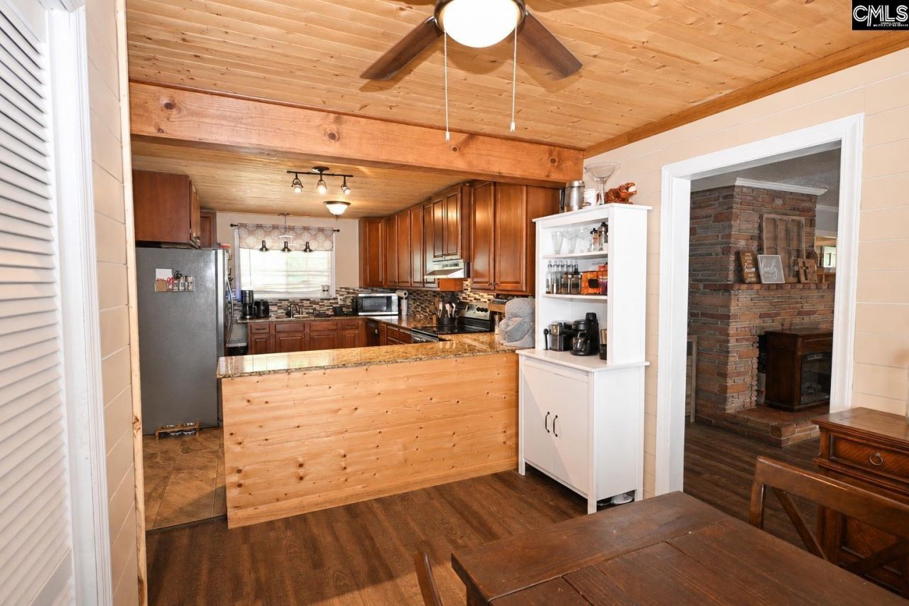 4656 Augusta Highway  Photo 14