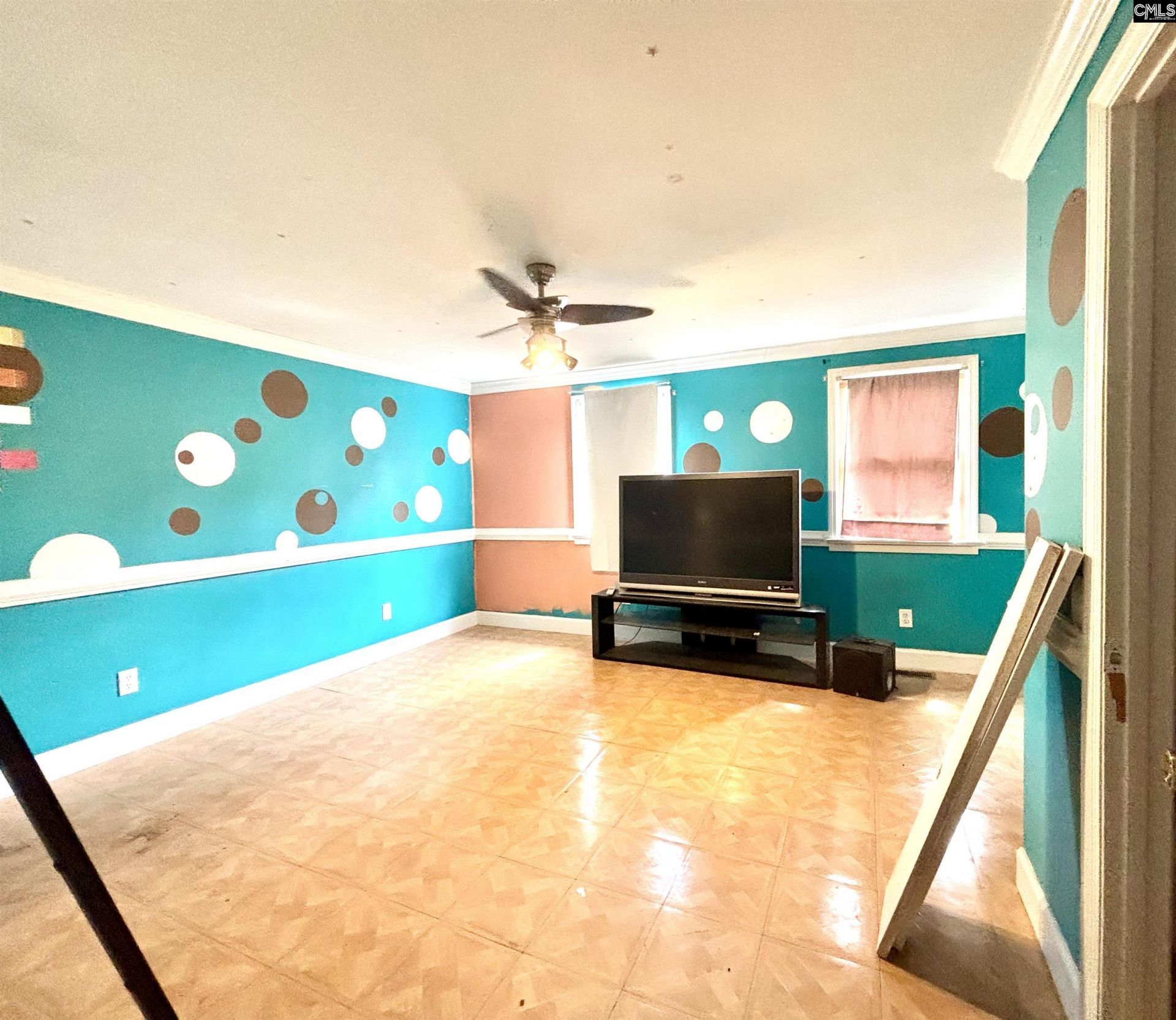 310 Otis Road Photo 16