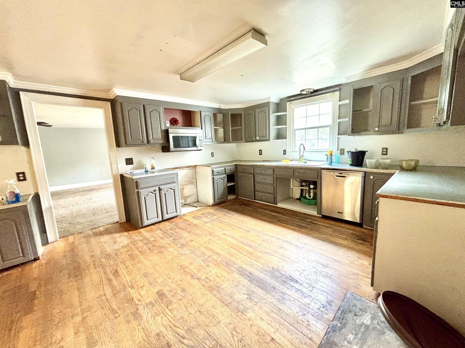 310 Otis Road Photo 9