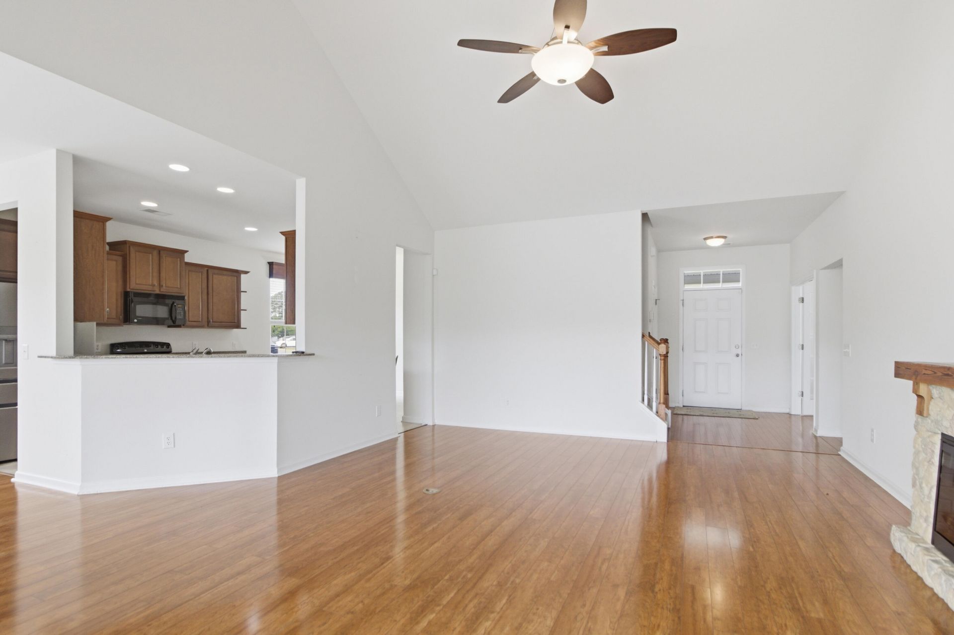 2054 Triple Crown Lane Photo 10