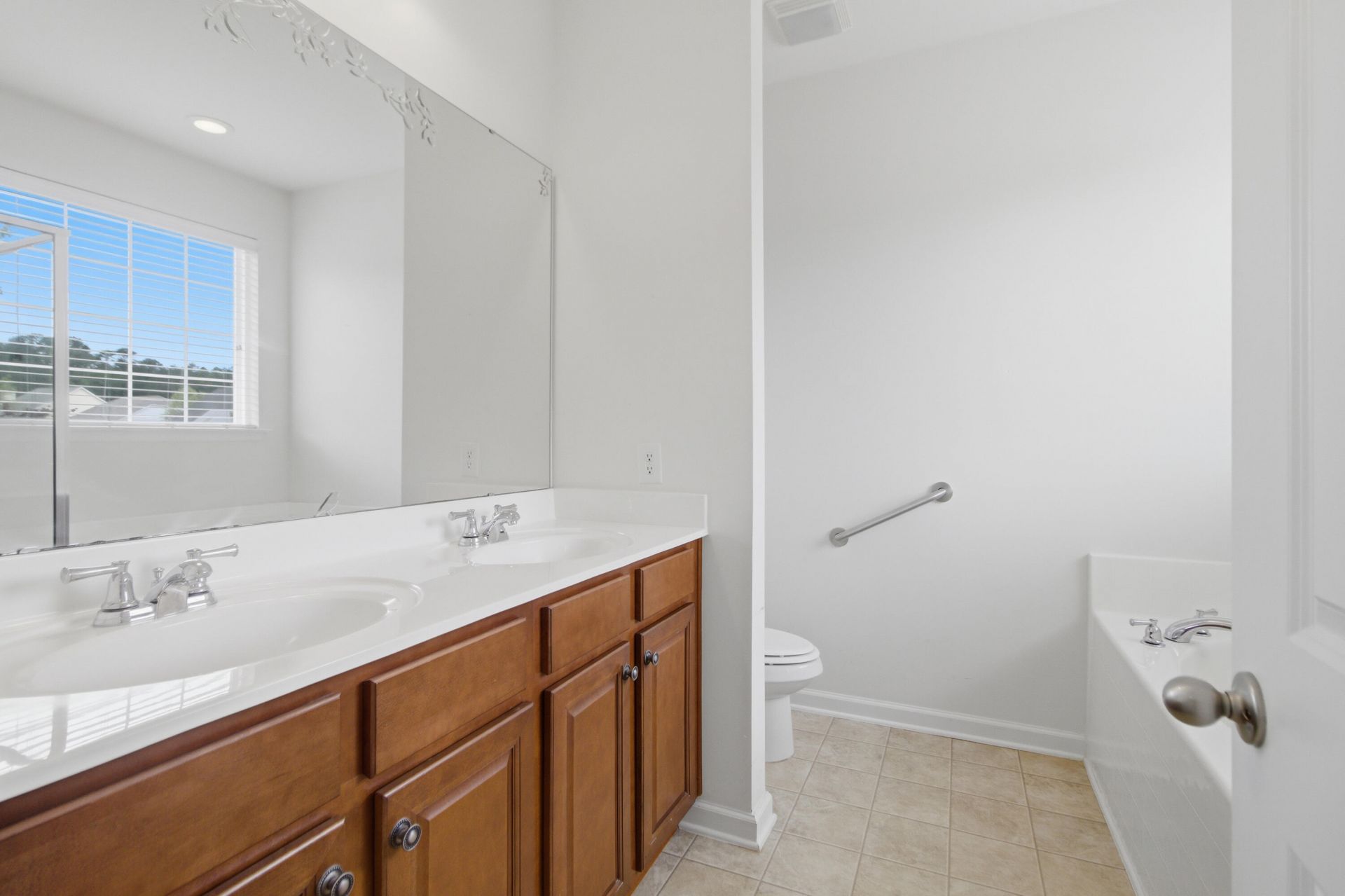 2054 Triple Crown Lane Photo 31
