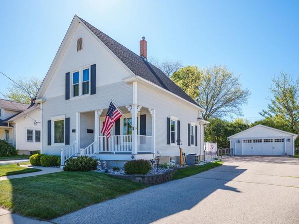 233 Kendall STREET, Burlington, WI 53105
