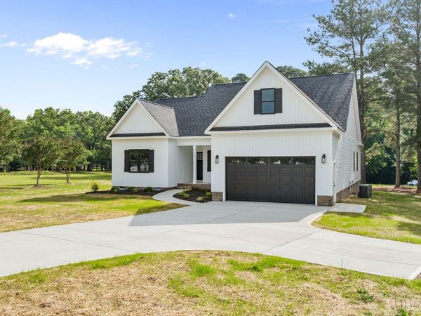 113 Twin Oaks Place , Goldsboro, NC 27530
