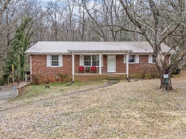 204 Hamilton Road, Lexington, NC 27295