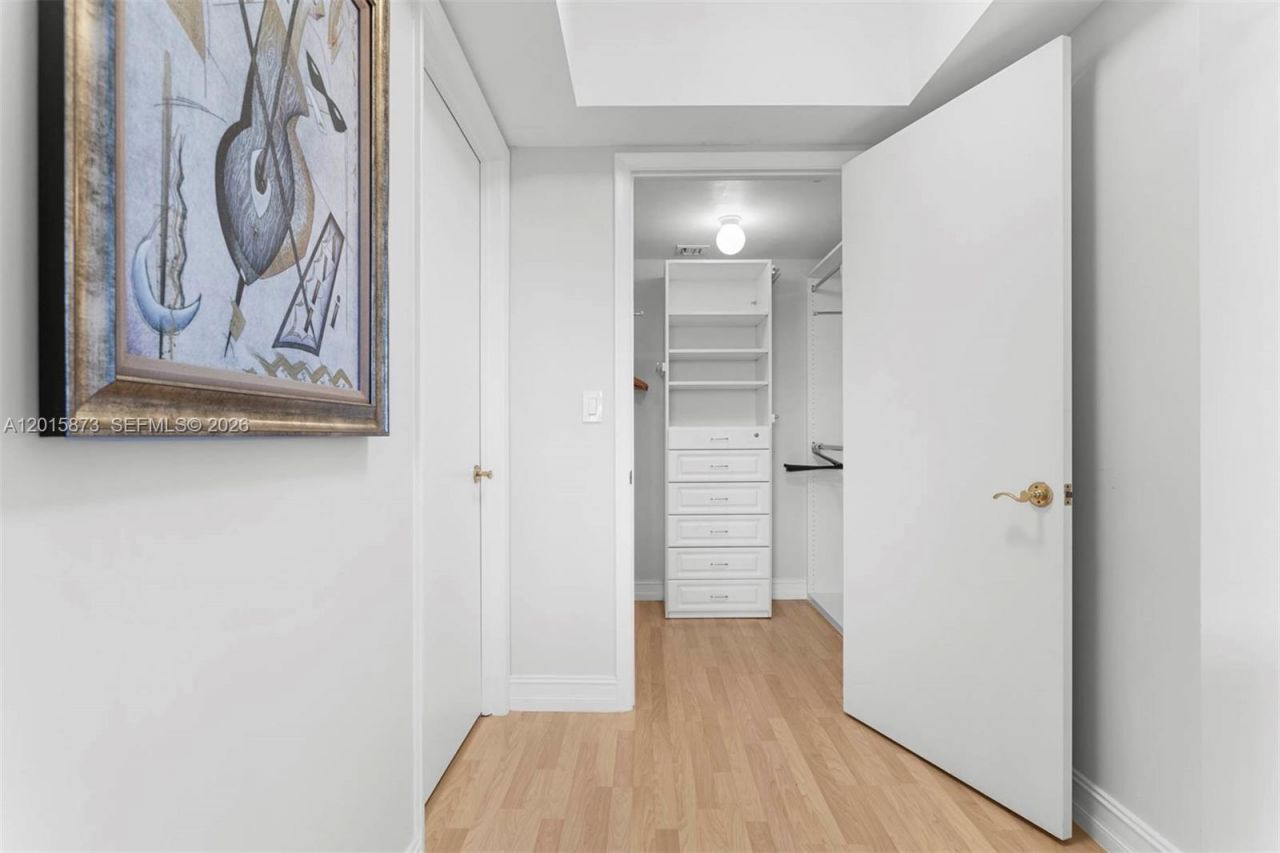 19111 Collins Ave , Unit 604, Sunny Isles Beach, FL 33160 Photo