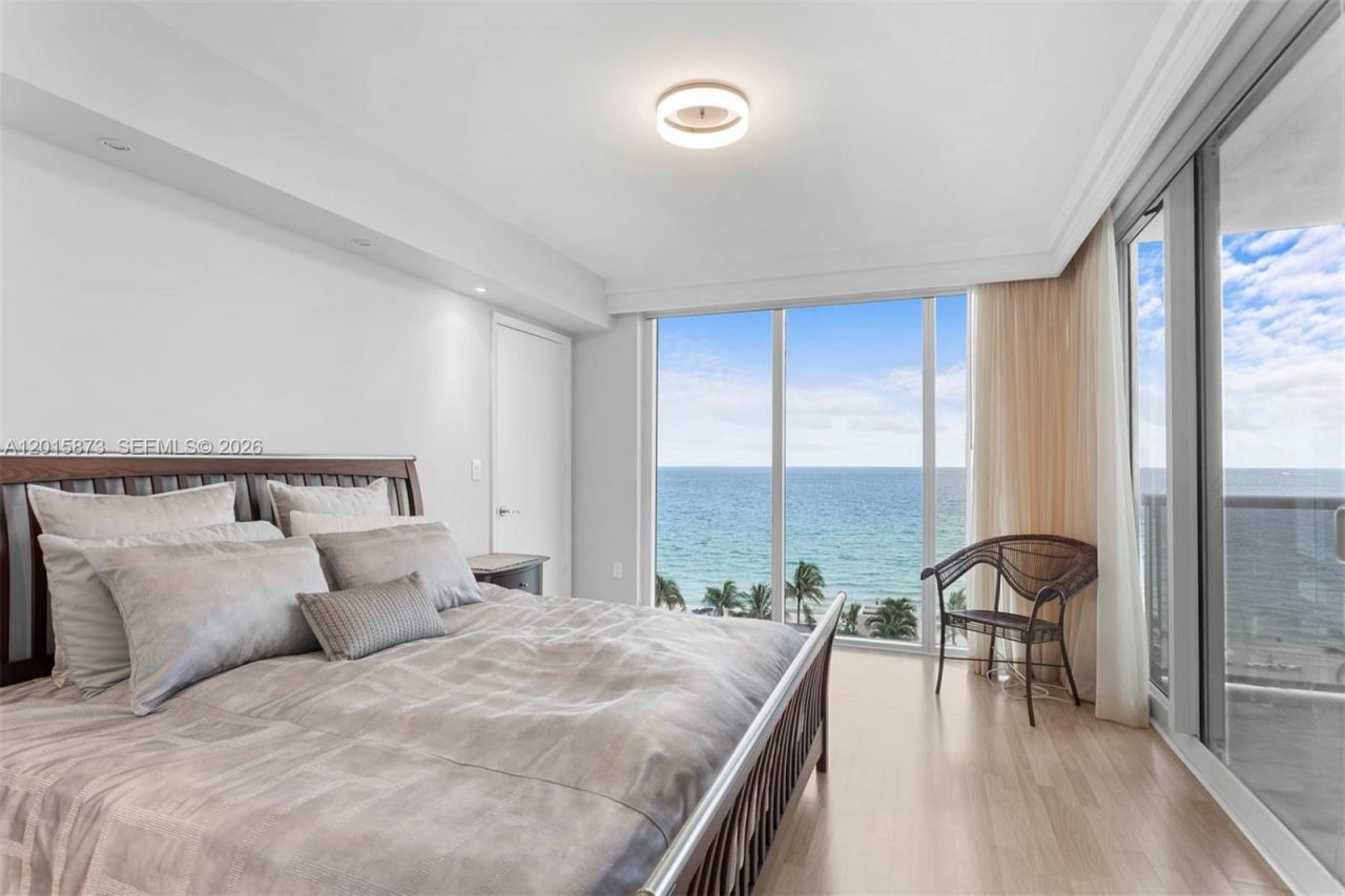 19111 Collins Ave , Unit 604, Sunny Isles Beach, FL 33160 Photo