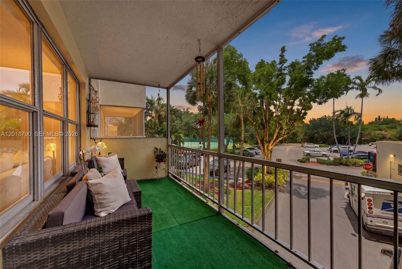 10777 W Sample Rd , Unit 209, Coral Springs, FL 33065 Photo