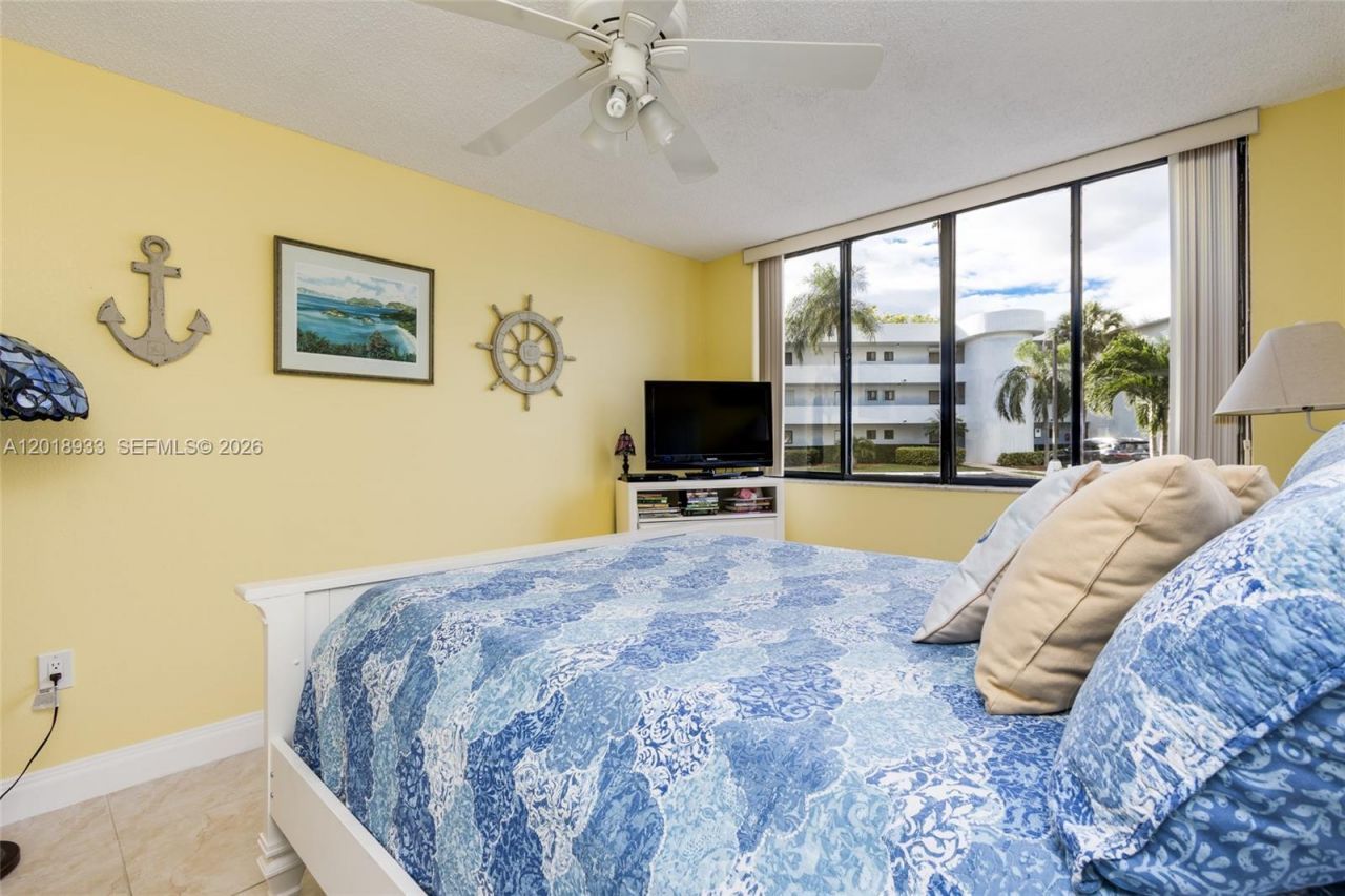 1410 Sheridan St, Unit 9I, Hollywood, FL 33020 Photo