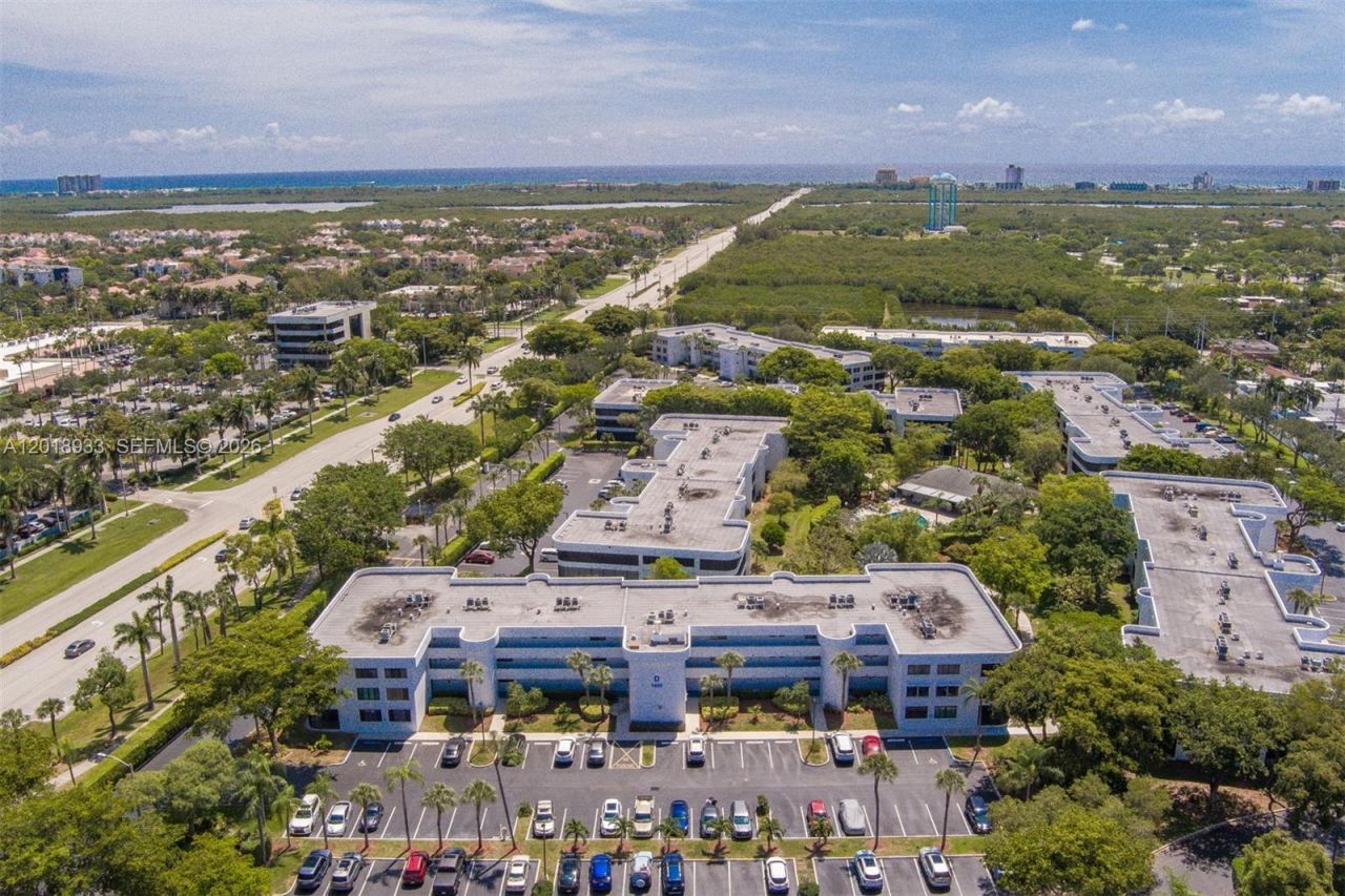 1410 Sheridan St, Unit 9I, Hollywood, FL 33020 Photo