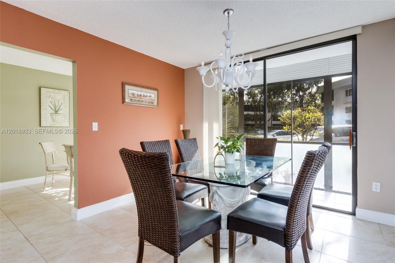1410 Sheridan St, Unit 9I, Hollywood, FL 33020 Photo