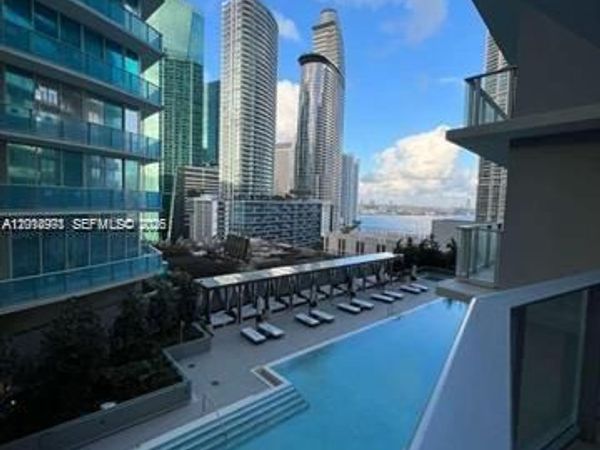 77 SE 5th St, Unit 1605, Miami, FL 33131