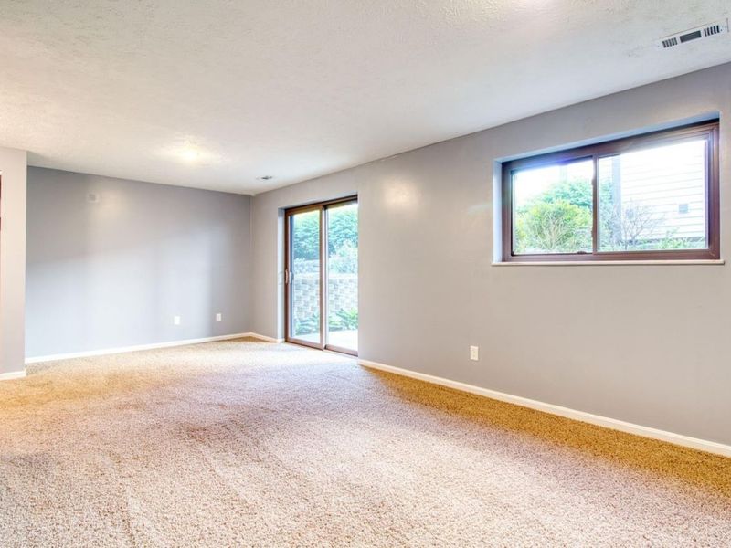 188 Stillmeadow Drive, Unit 22, Pierce Twp, OH 45245 Photo 16