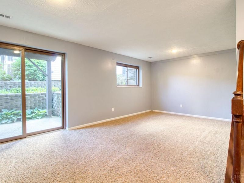 188 Stillmeadow Drive, Unit 22, Pierce Twp, OH 45245 Photo 18