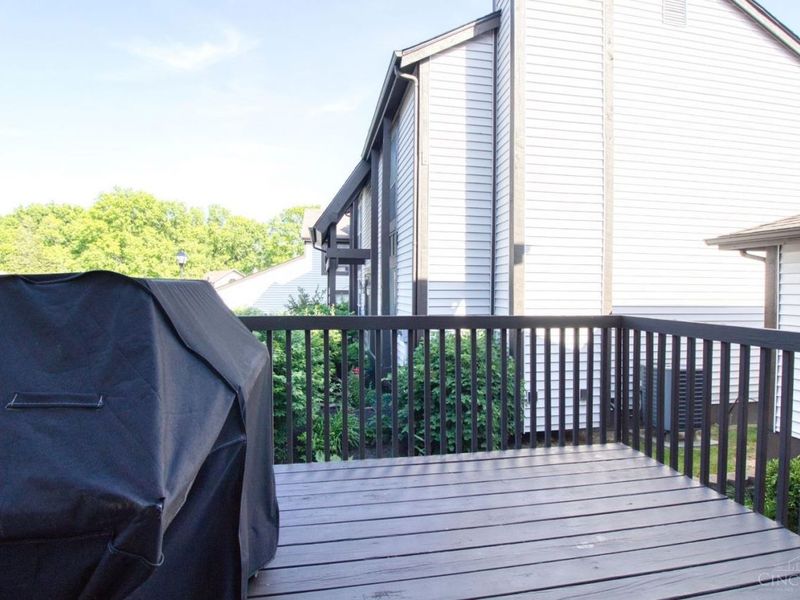 188 Stillmeadow Drive, Unit 22, Pierce Twp, OH 45245 Photo 4