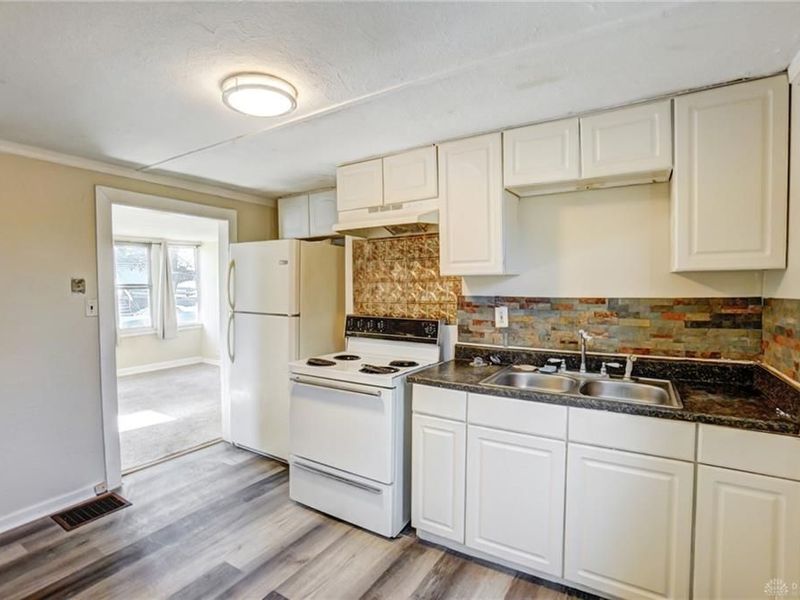 2150 Kensington Drive, Dayton, OH 45406 Photo 7