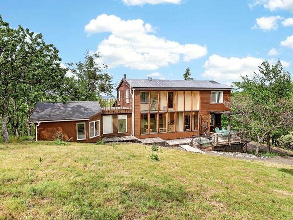4343 Pioneer Road, Medford, OR 97501