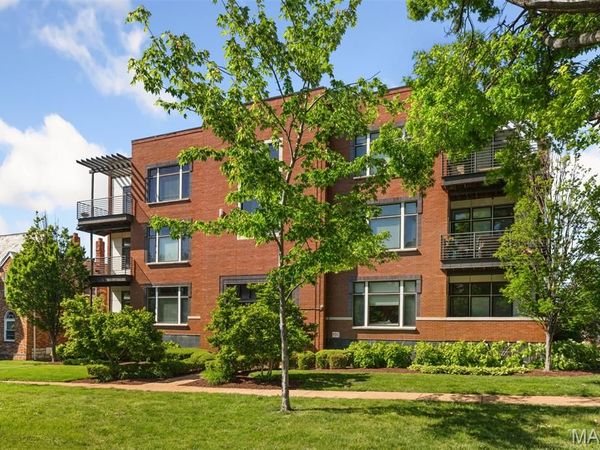 6615 Alamo Avenue, Unit 3B, Clayton, MO 63105