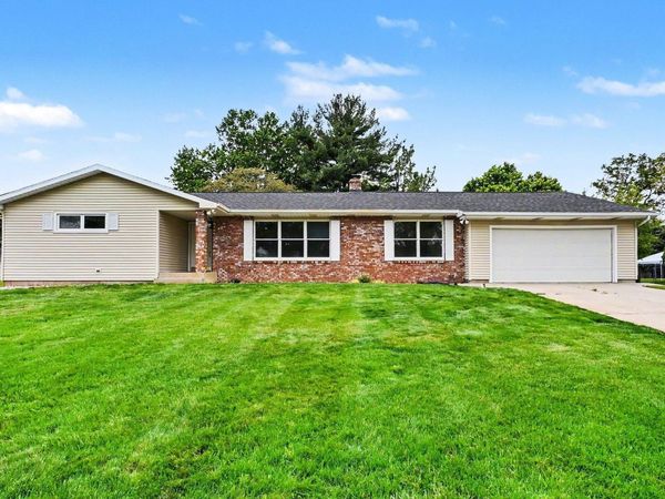 59201 Merrimac Lane, Elkhart, IN 46517