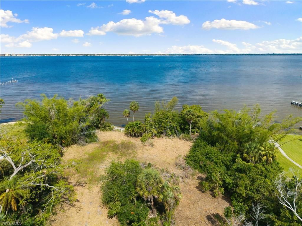 11480 Mcgregor Blvd, Fort Myers, FL 33919 Photo