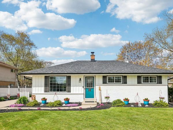 3812 5th Ave, South Milwaukee, WI 53172