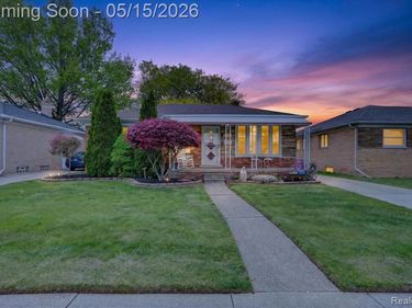 20819 Revere Street, St. Clair Shores, MI 48080