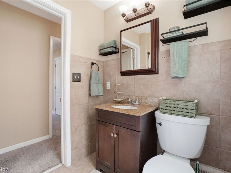 350 E 210th Street, Euclid, OH 44123 Photo 20