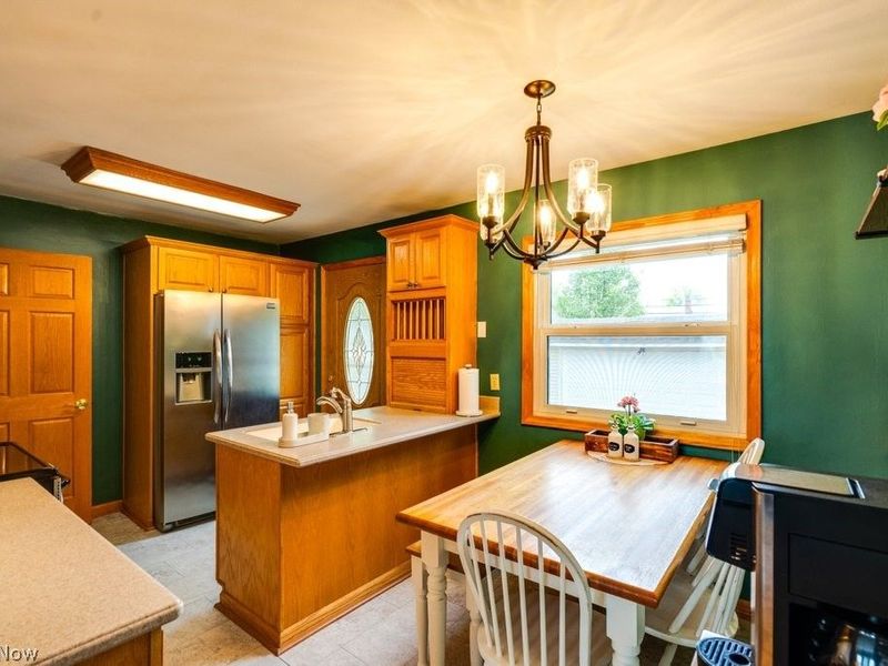 28935 W Willowick Drive , Willowick, OH 44095 Photo 12