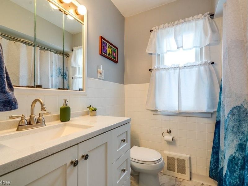 28935 W Willowick Drive , Willowick, OH 44095 Photo 22