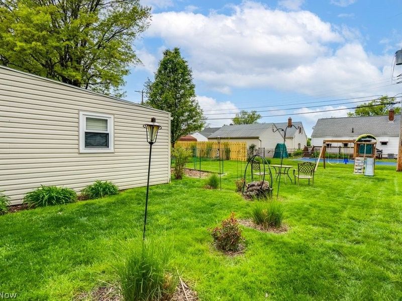 28935 W Willowick Drive , Willowick, OH 44095 Photo 5