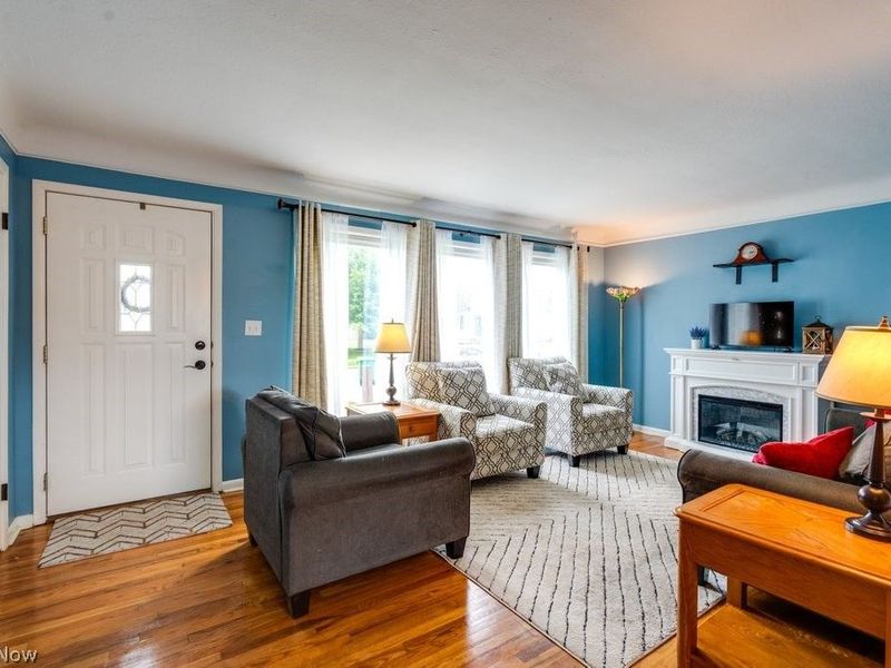 28935 W Willowick Drive , Willowick, OH 44095 Photo 7